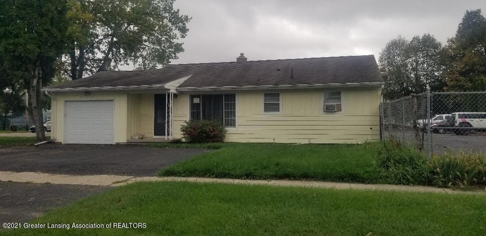 Nice Front shot 2137 Aurelius rd