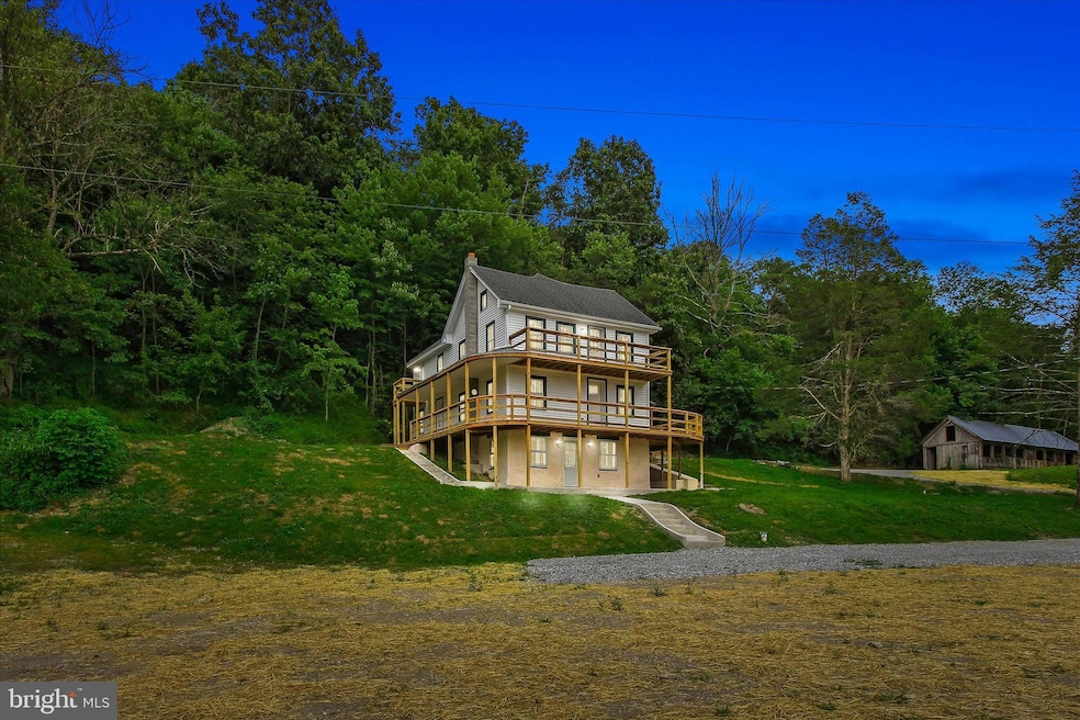 3723 Swamp Rd, Felton, PA 17322 - photo 1