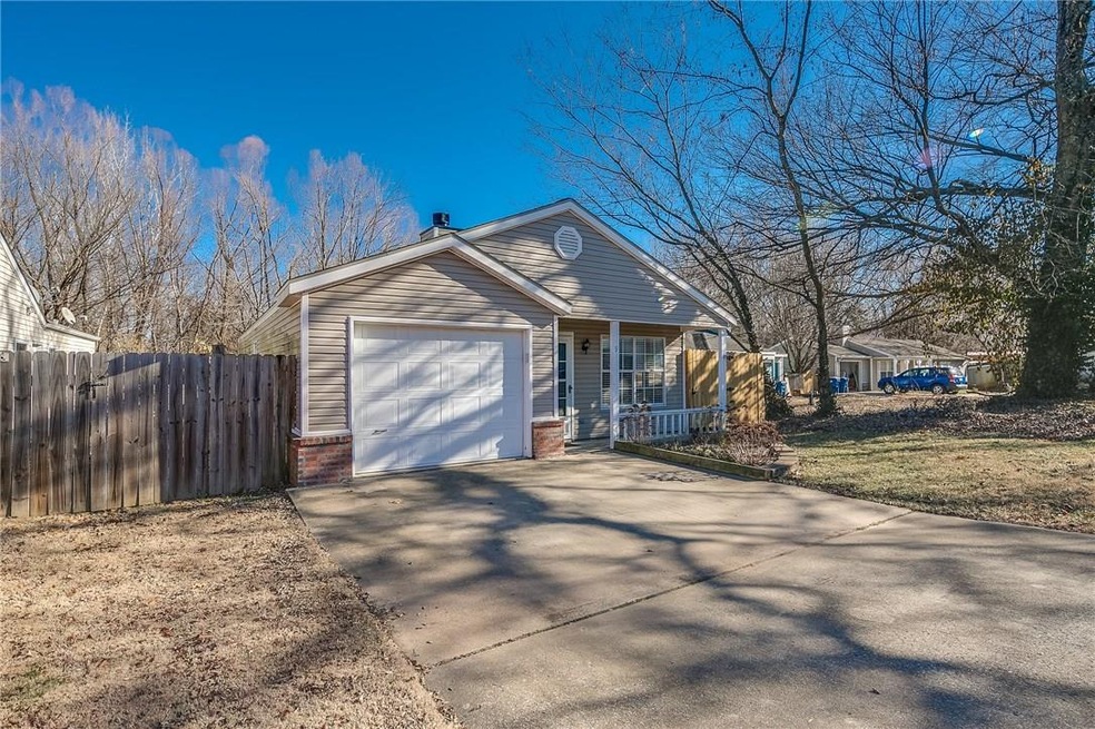 9 Brookhollow Place, Bentonville, AR 72712 - photo 1