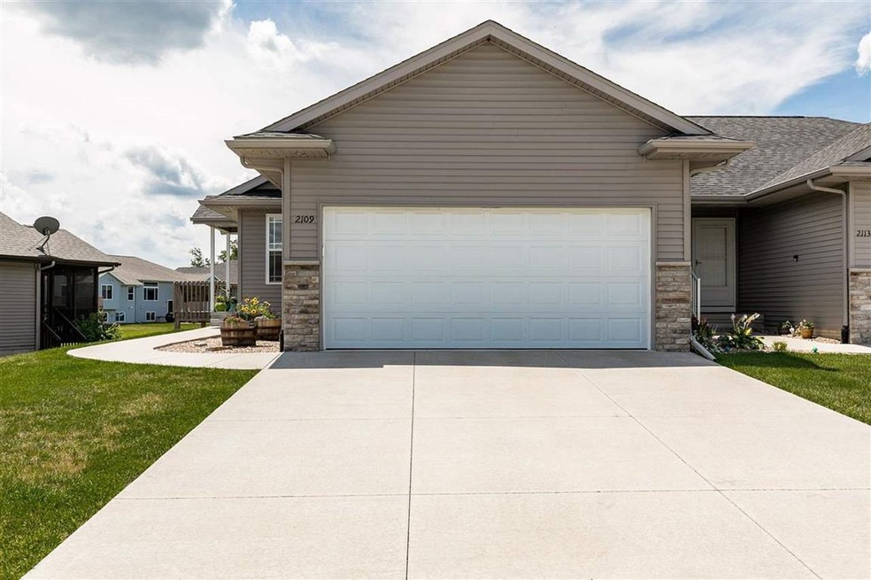 2109 Snapdragon Cir SW, Cedar Rapids, IA 52404 - photo 1