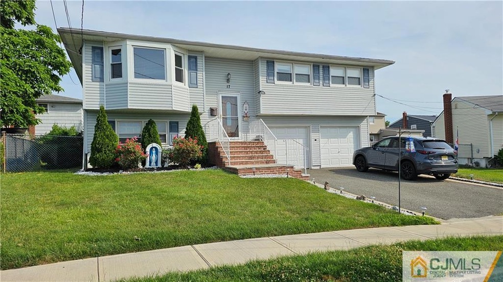 17 Sterling Ct, Perth Amboy, NJ 08861 - photo 1