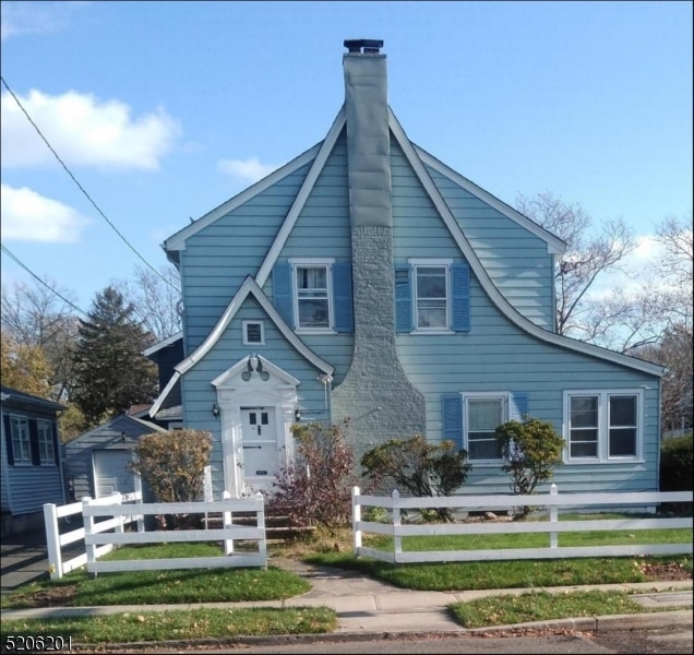 955 Pierpont St, Rahway, NJ 07065 - photo 1