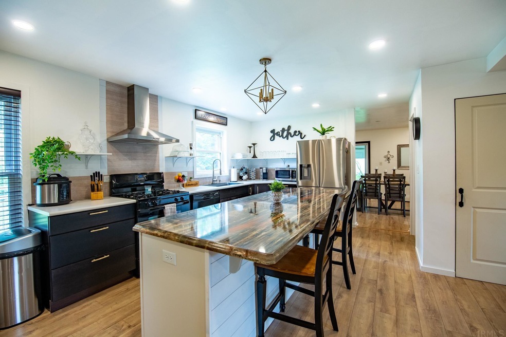 52730 Brandel Ave, South Bend, IN 46635 - photo 1