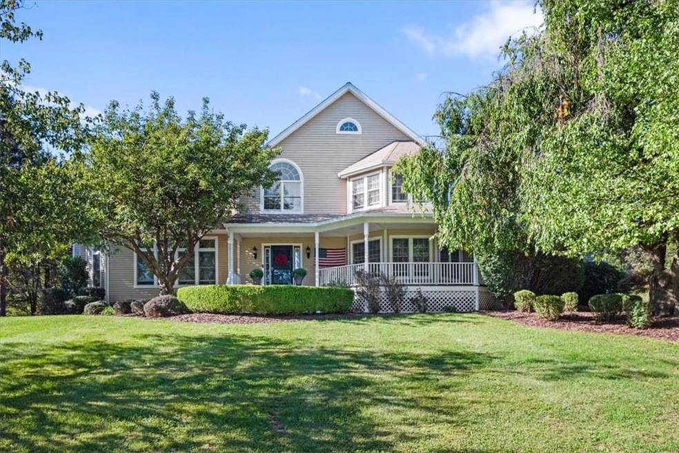 9 Trails Point Dr, Campbell Hall, NY 10916 - photo 1