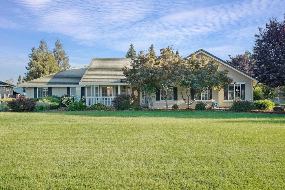 2292 E Spiess Rd, Acampo, CA 95220 - photo 1