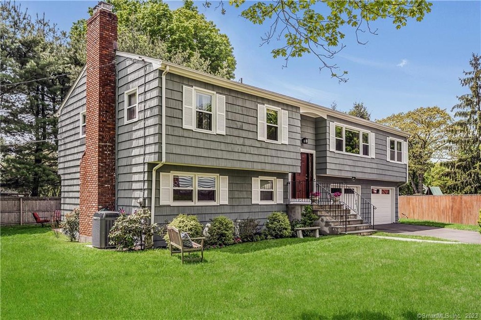 385 West Ave, Darien, CT 06820 - photo 1