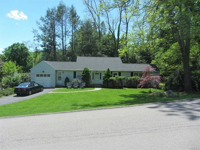 24 Oak Hill Rd, Chappaqua, NY 10514 - photo 1