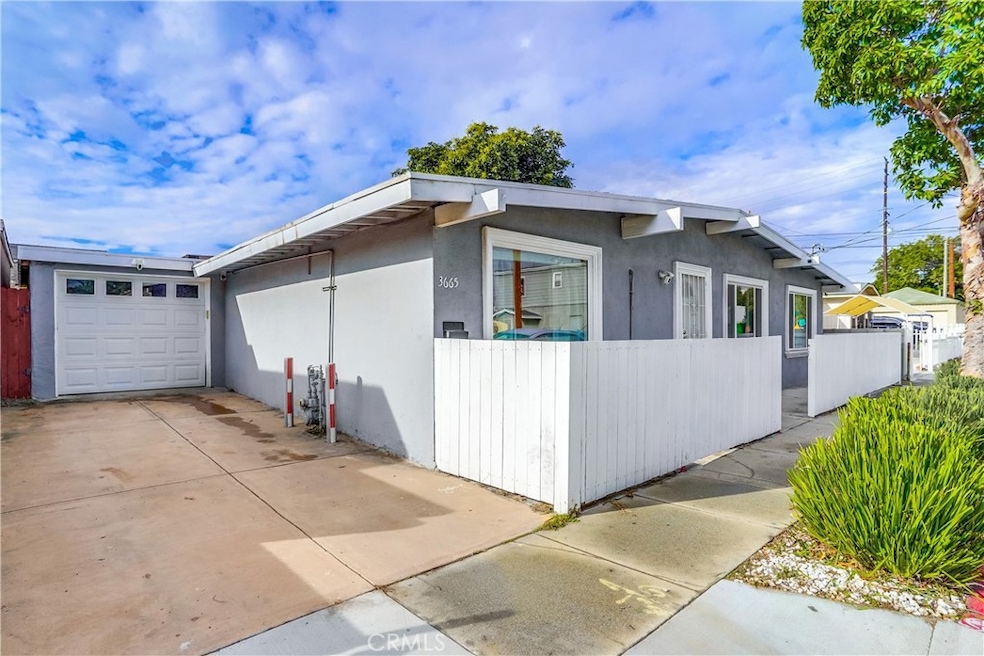 3665 Seabright Ave, Long Beach, CA 90810 | MLS# PW23226715