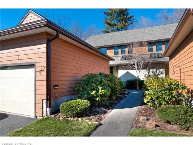 15 Chambord Park unit 15, Bloomfield, CT 06002 - photo 1
