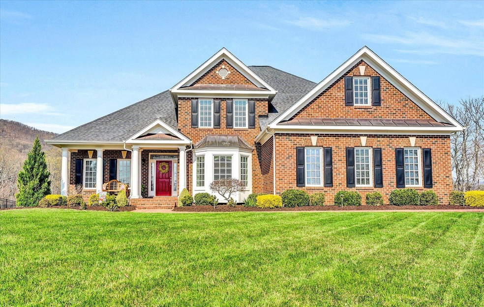 Front_6900_FairwayRidge