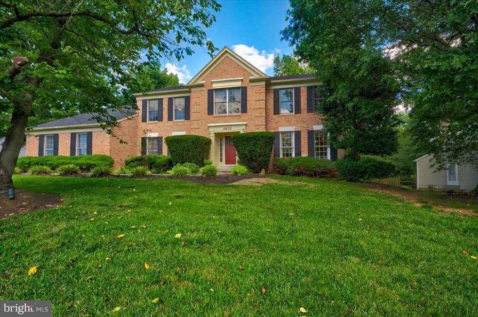 19235 Jamestown Dr, Hagerstown, MD 21742 - photo 1