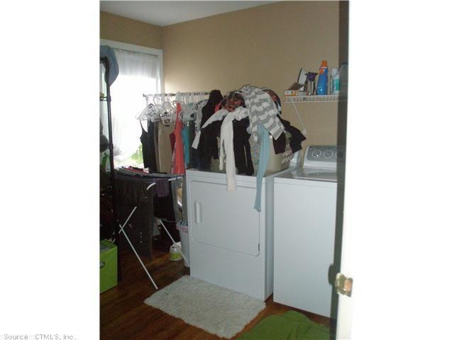 2nd Floor Plan. Laundry room