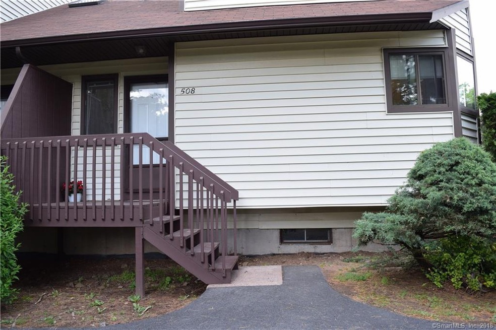 508 Cypress Rd unit 508, Newington, CT 06111 - photo 1