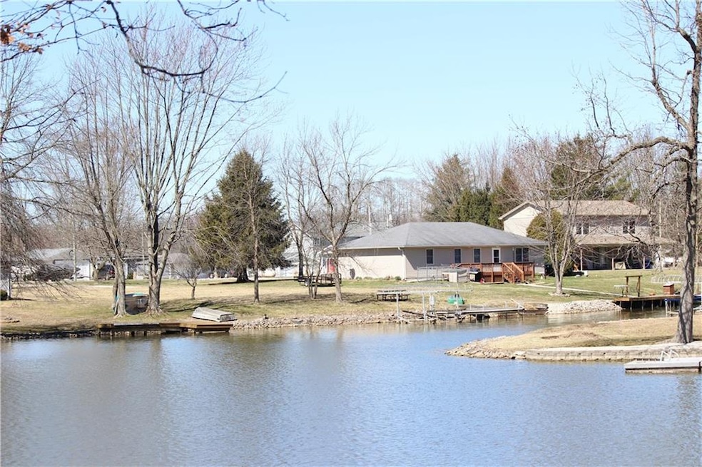 856 SE Dru Cove, Greensburg, IN 47240 - photo 1