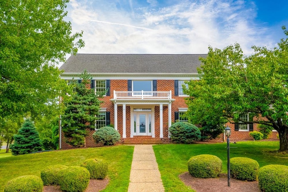 1065 Tulip Terrace, Harrisonburg, VA 22801 - photo 1