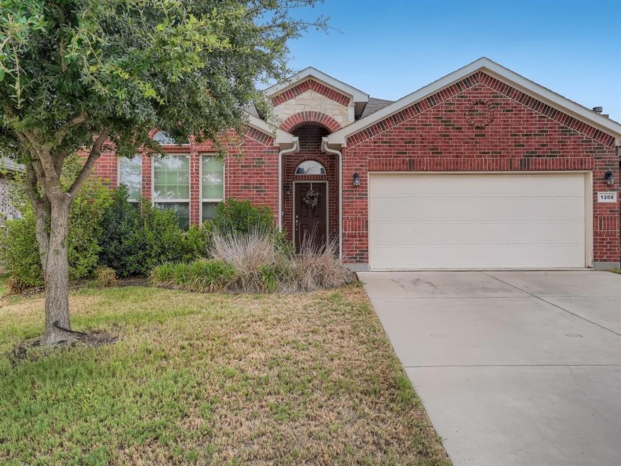1208 Ashley Dr, Weatherford, TX 76087 - photo 1