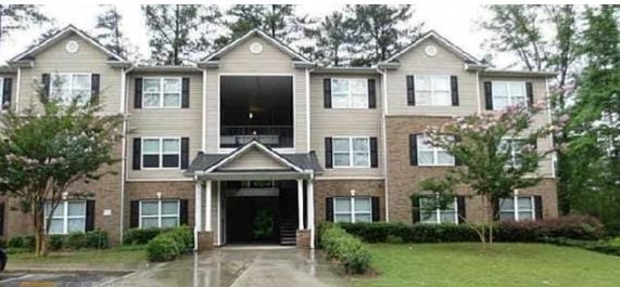 11201 Fairington Ridge Cir, Lithonia, GA 30038 - photo 1