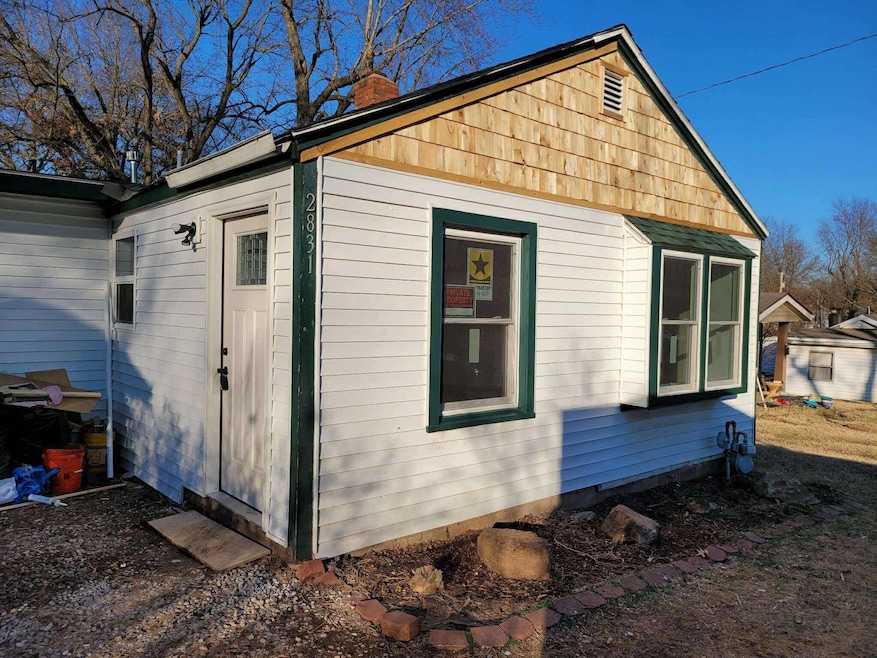 2831 W Elm St, Springfield, MO 65802 - photo 1