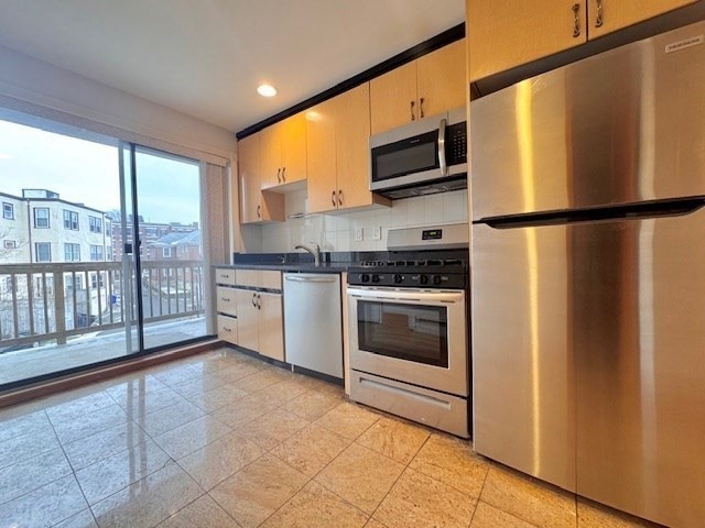 1714 Commonwealth Ave unit 6, Brighton, MA 02135 - photo 1