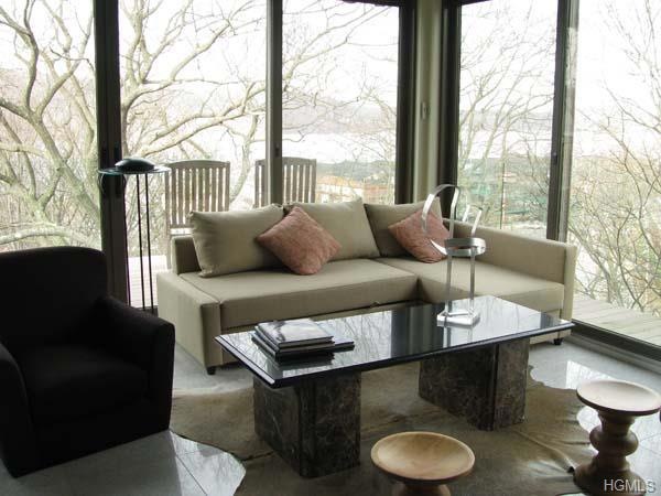 495 Warburton Ave unit 2, Hastings On Hudson, NY 10706 - photo 1