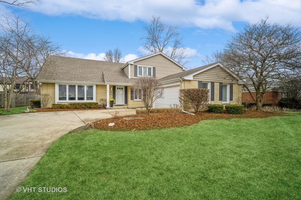 3628 Winnetka Rd, Glenview, IL 60026 - photo 1