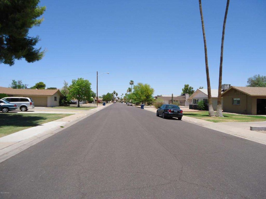4719 S Grandview Ave, Tempe, AZ 85282 - photo 1