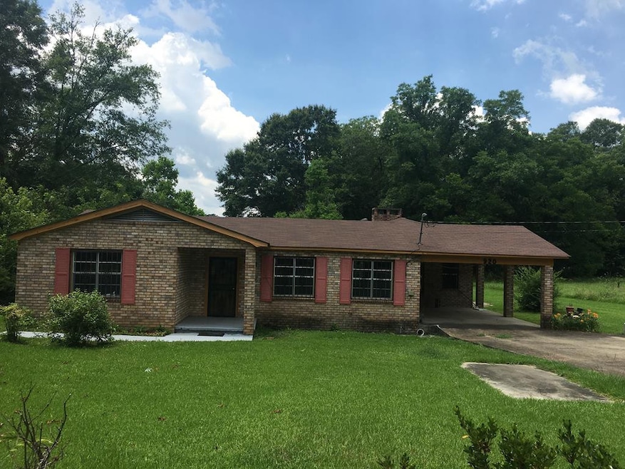 920 12th St, McComb, MS 39648 - photo 1