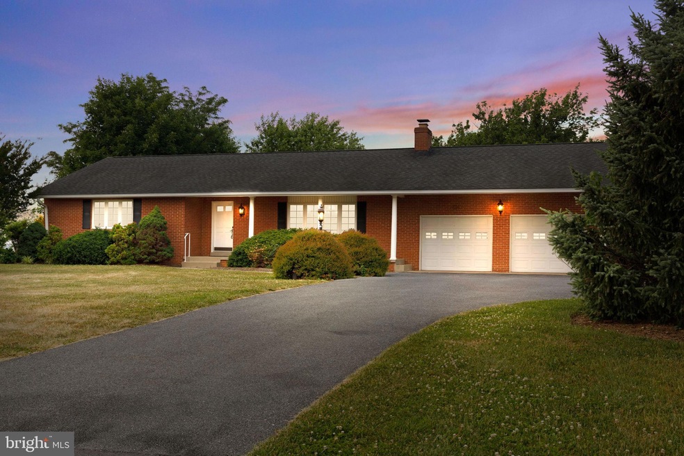 3833 Burkittsville Rd, Knoxville, MD 21758 - photo 1