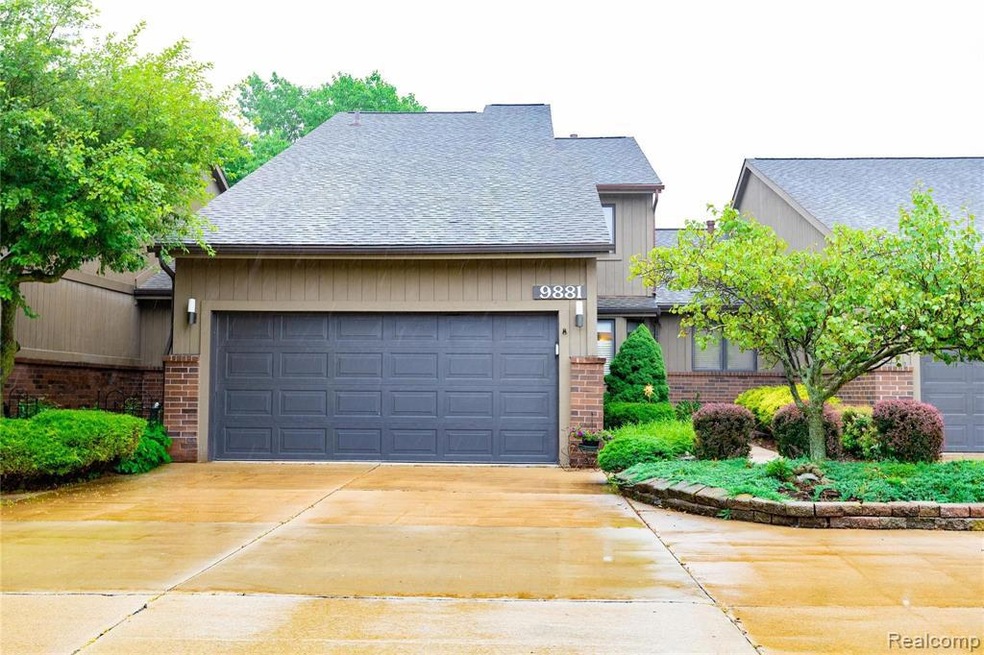 9881 Hawhtorne, Grosse Ile