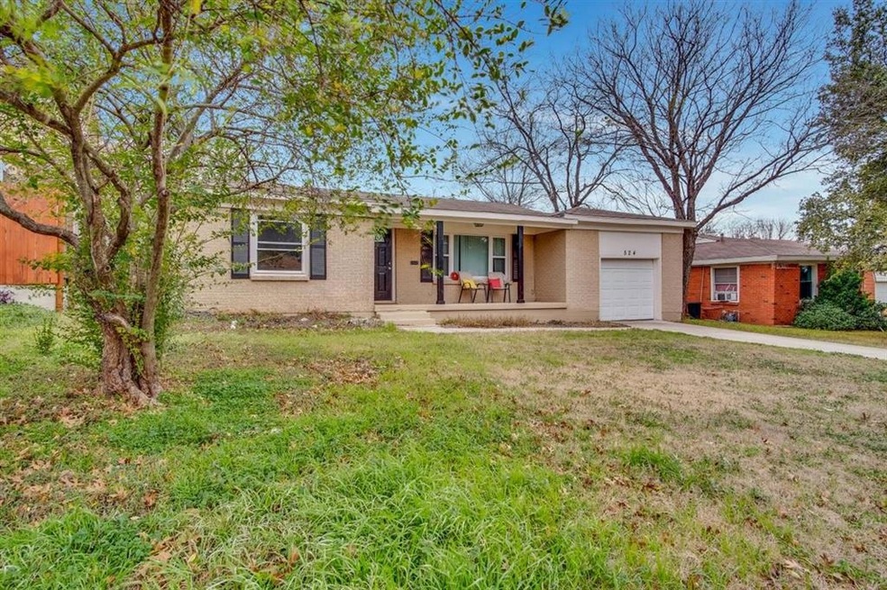 524 Crandle Dr, Fort Worth, TX 76108 - photo 1