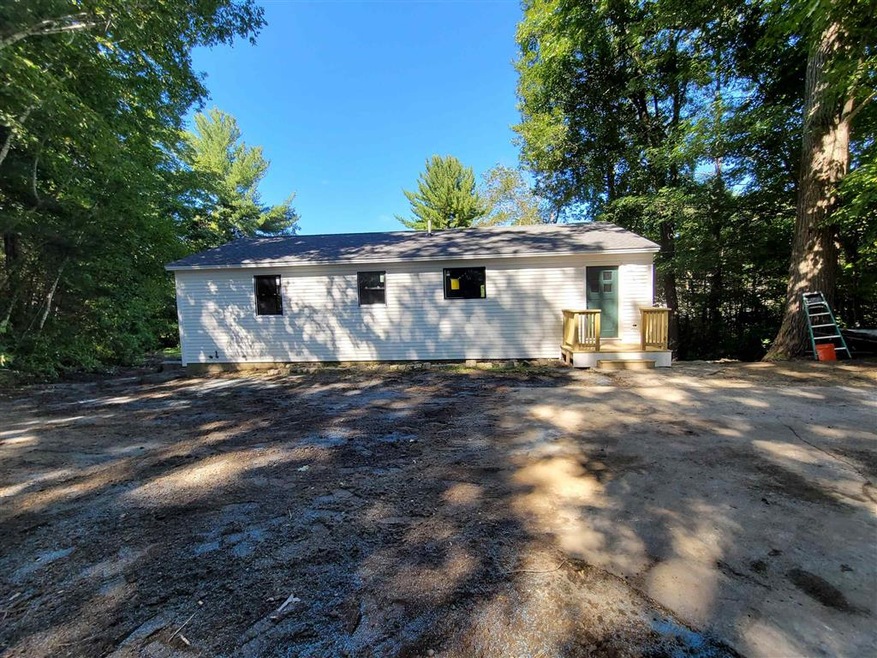 167.5 Robinson Rd, Hudson, NH 03051 - photo 1