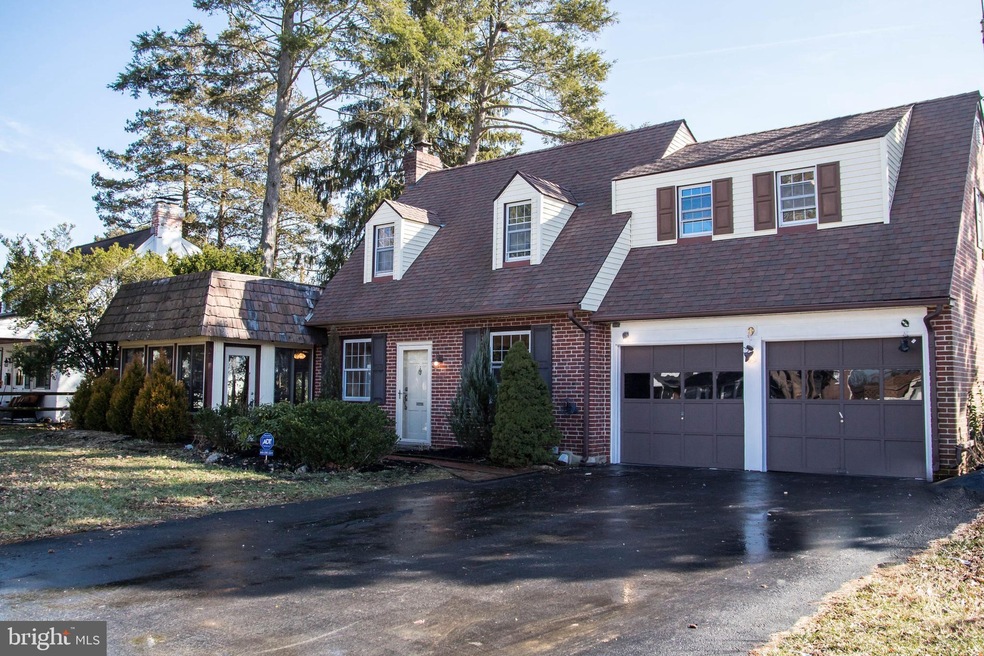 143 Fairlamb Ave, Havertown, PA 19083 - photo 1