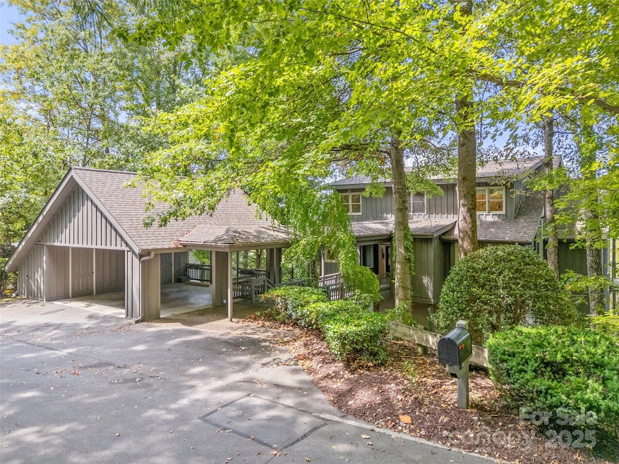 For Sale $995,000 • Co-Listing Agent