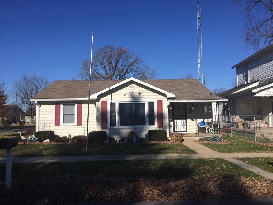 946 W Race St, Portland, IN 47371 - photo 1