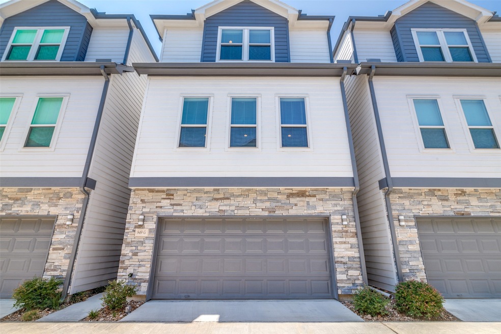 849 Fisher St unit G, Houston, TX 77018 - photo 1