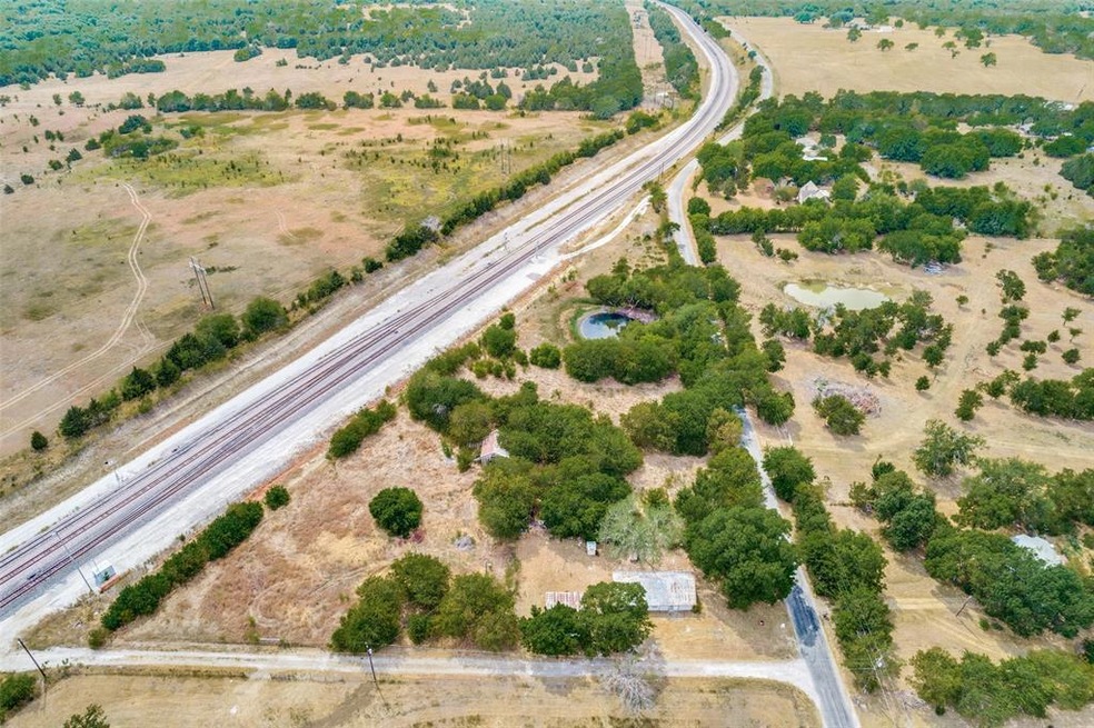 4962 Helen Dr, Denison, TX 75020 - photo 1