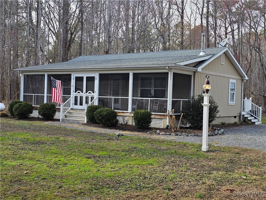 Cute cottage home with crawl space, front porch a