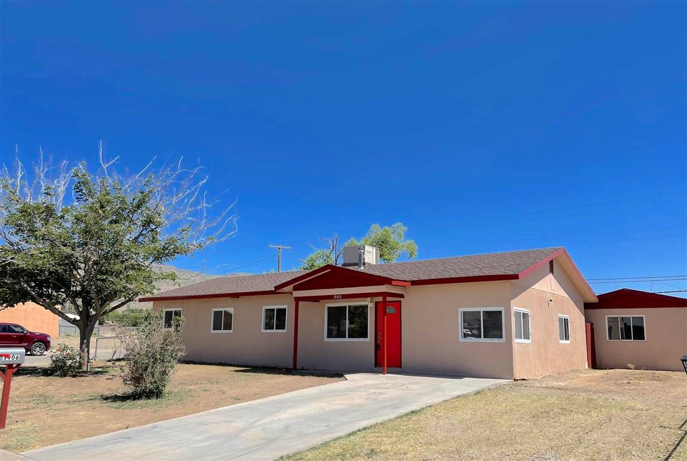 1906 Abbott Ave, Alamogordo, NM 88310 - photo 1