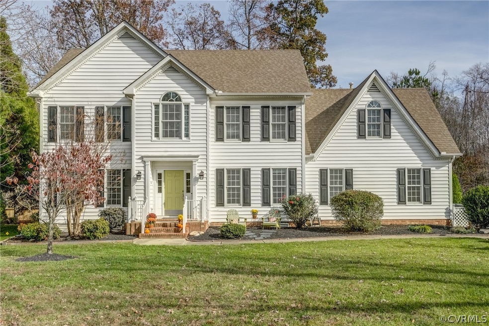 Welcome to 14018 Forest Creek Dr.!  This is an ide