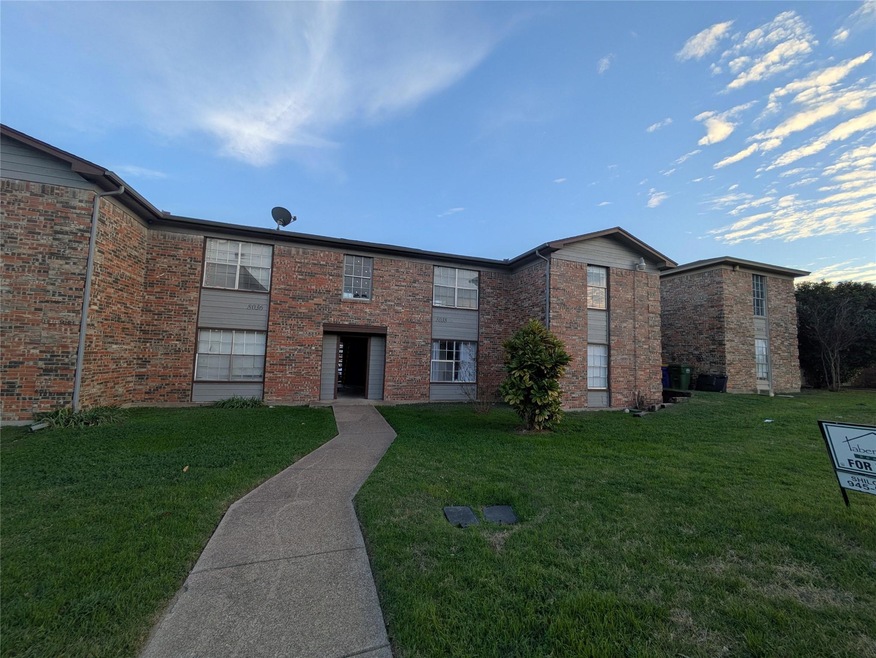 8038 Cambridge Cir unit A, White Settlement, TX 76108 - photo 1