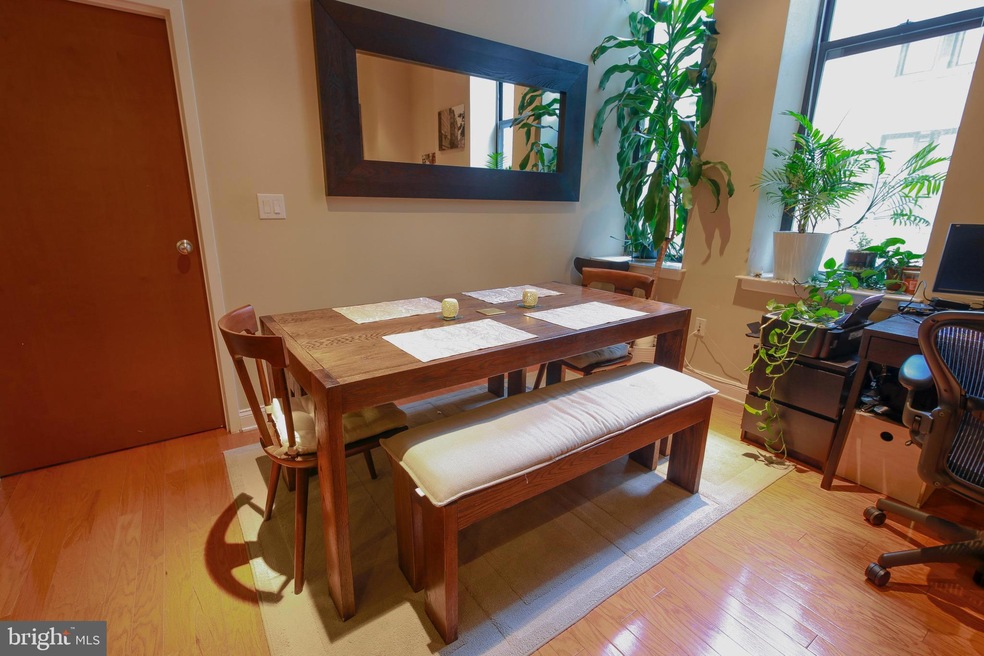 1001 13 Chestnut St unit 705W, Philadelphia, PA 19107 - photo 1