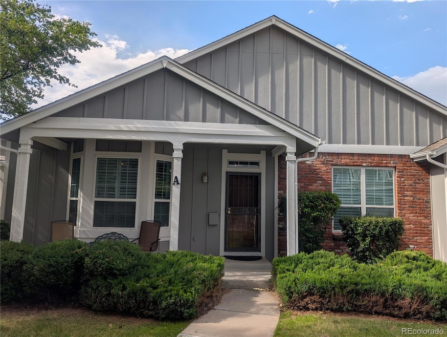 Lives like a house with No Yard work!