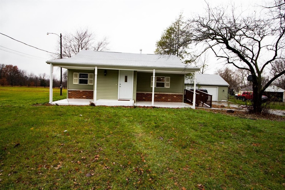 104 S Division St, Hamlet, IN 46532 - photo 1