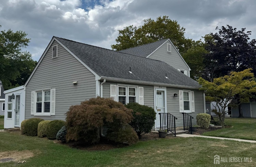 72 Amherst Ln unit A, Monroe Township, NJ 08831 - photo 1