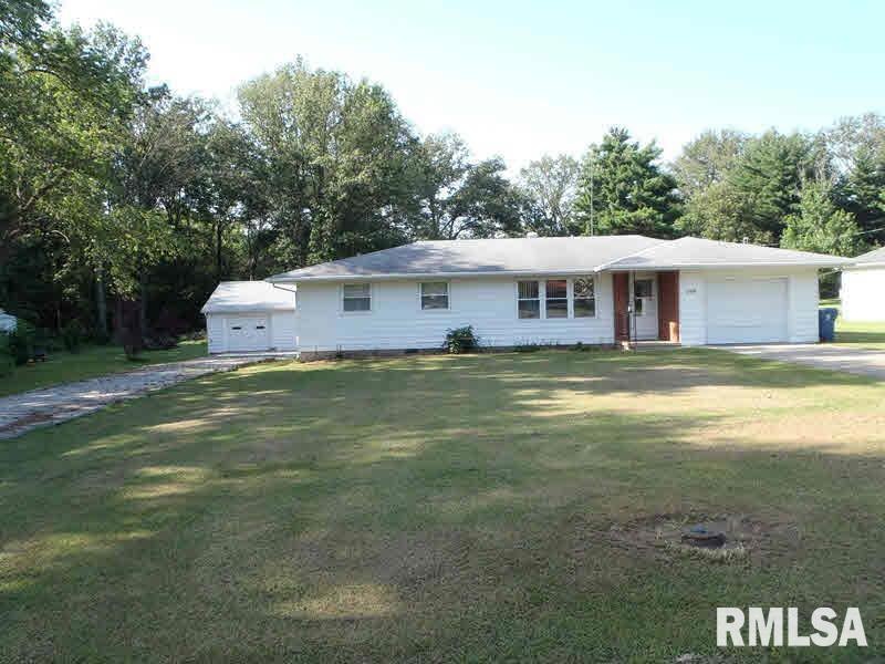 2416 North St, Harrisburg, IL 62946 - photo 1