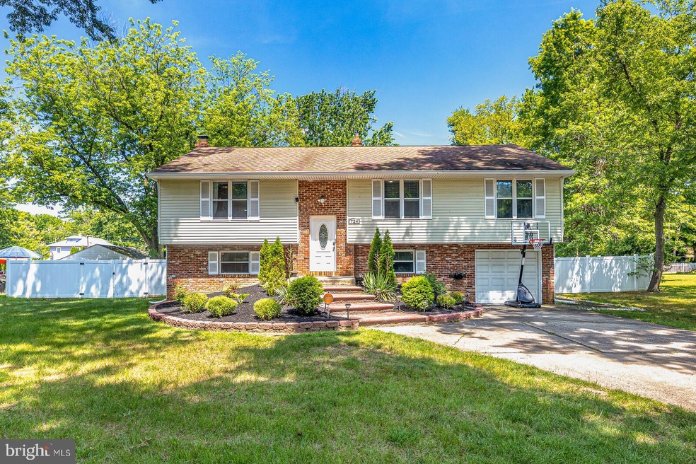 724 Kenilworth Ave, Cherry Hill, NJ 08002 - photo 1