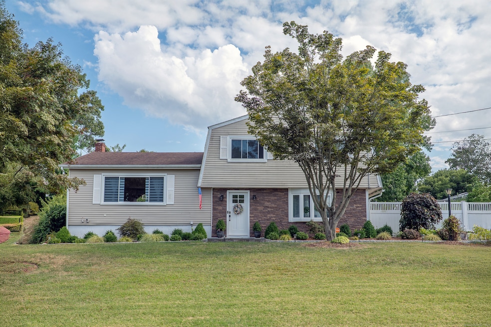 Sold $810,000 • Co-Listing Agent