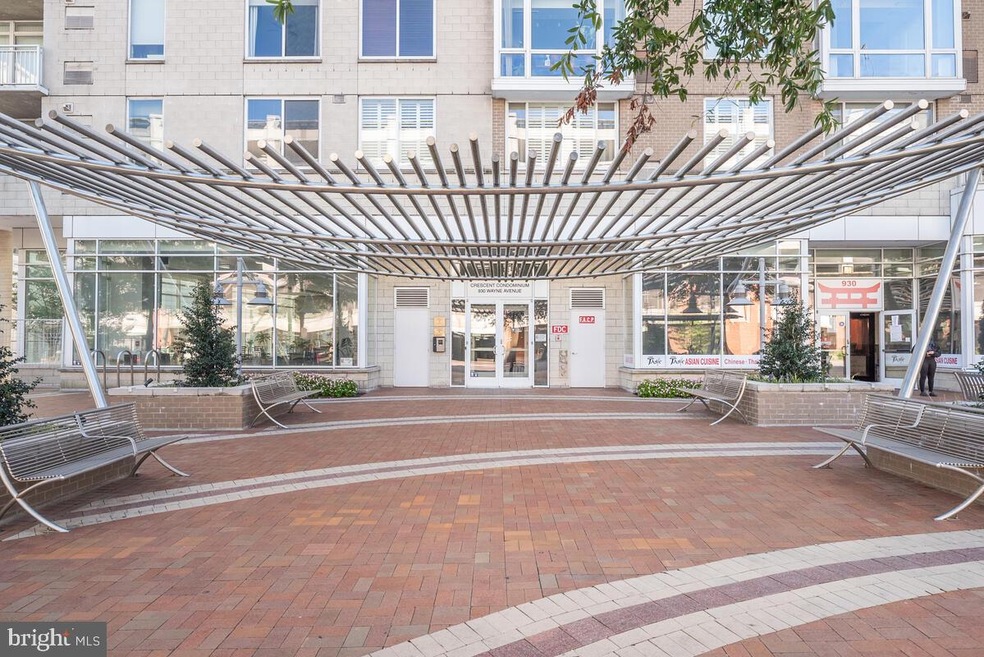 The Crescent unit 907, Silver Spring, MD 20910 - photo 1