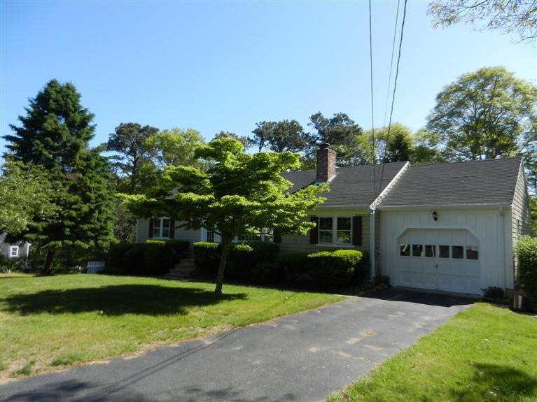 18 Cottonwood St, Yarmouth Port, MA 02675 - photo 1