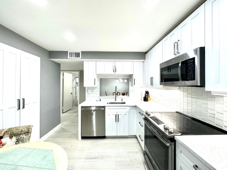 Sold $200,000 • Co-Listing Agent